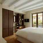 The Storyteller Boutique House 4*