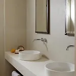 The Storyteller Boutique House 4* קאלאבאקה