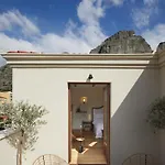 The Storyteller Boutique House בית הארחה 4*
