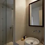 The Storyteller Boutique House 4* קאלאבאקה