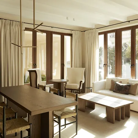 The Storyteller Boutique House Maison d'hôtes